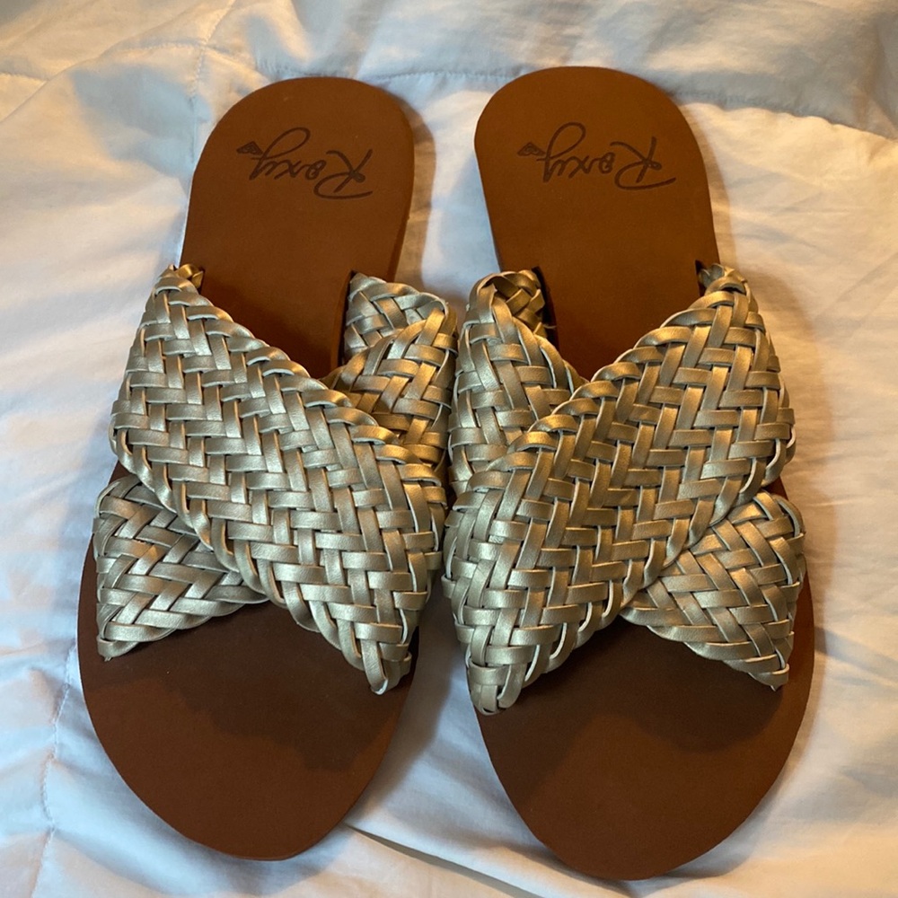 Roxy Roselani Gold Weaved Vegan Leather Slide Sandals Size 9